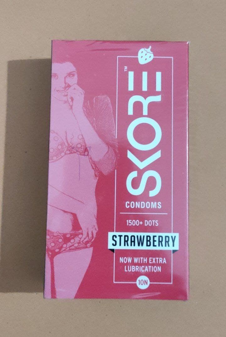 SKORE CONDOM STRAWBERRY  10 PC